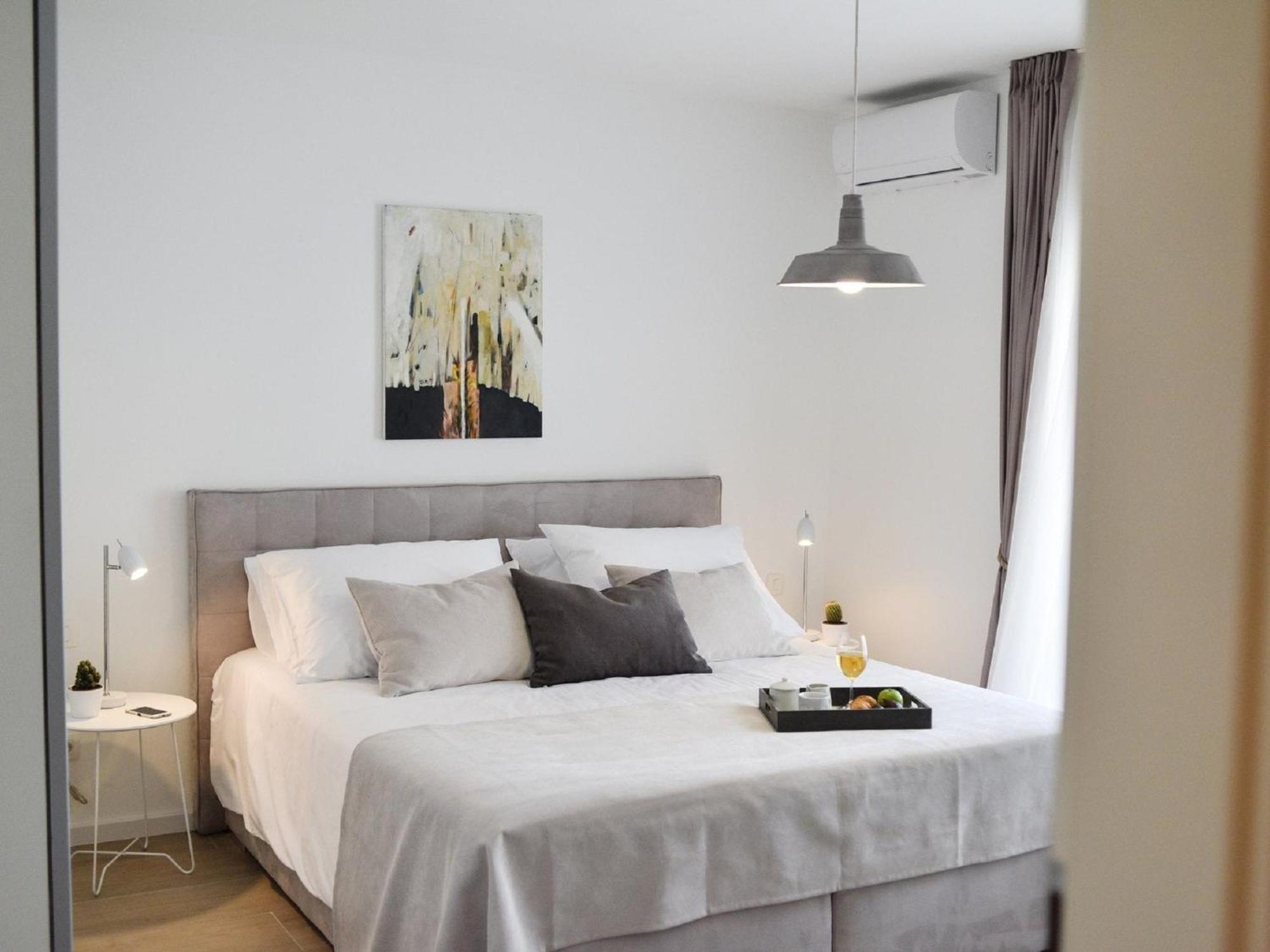 Modern Villa In Nin With Terrace Екстериор снимка