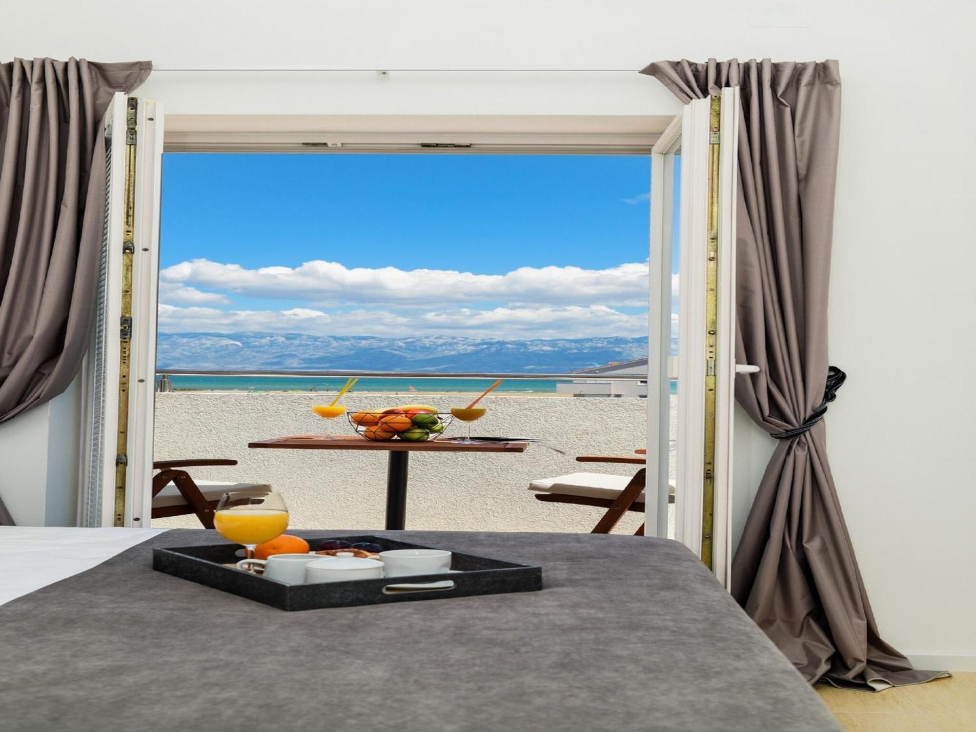 Modern Villa In Nin With Terrace Екстериор снимка