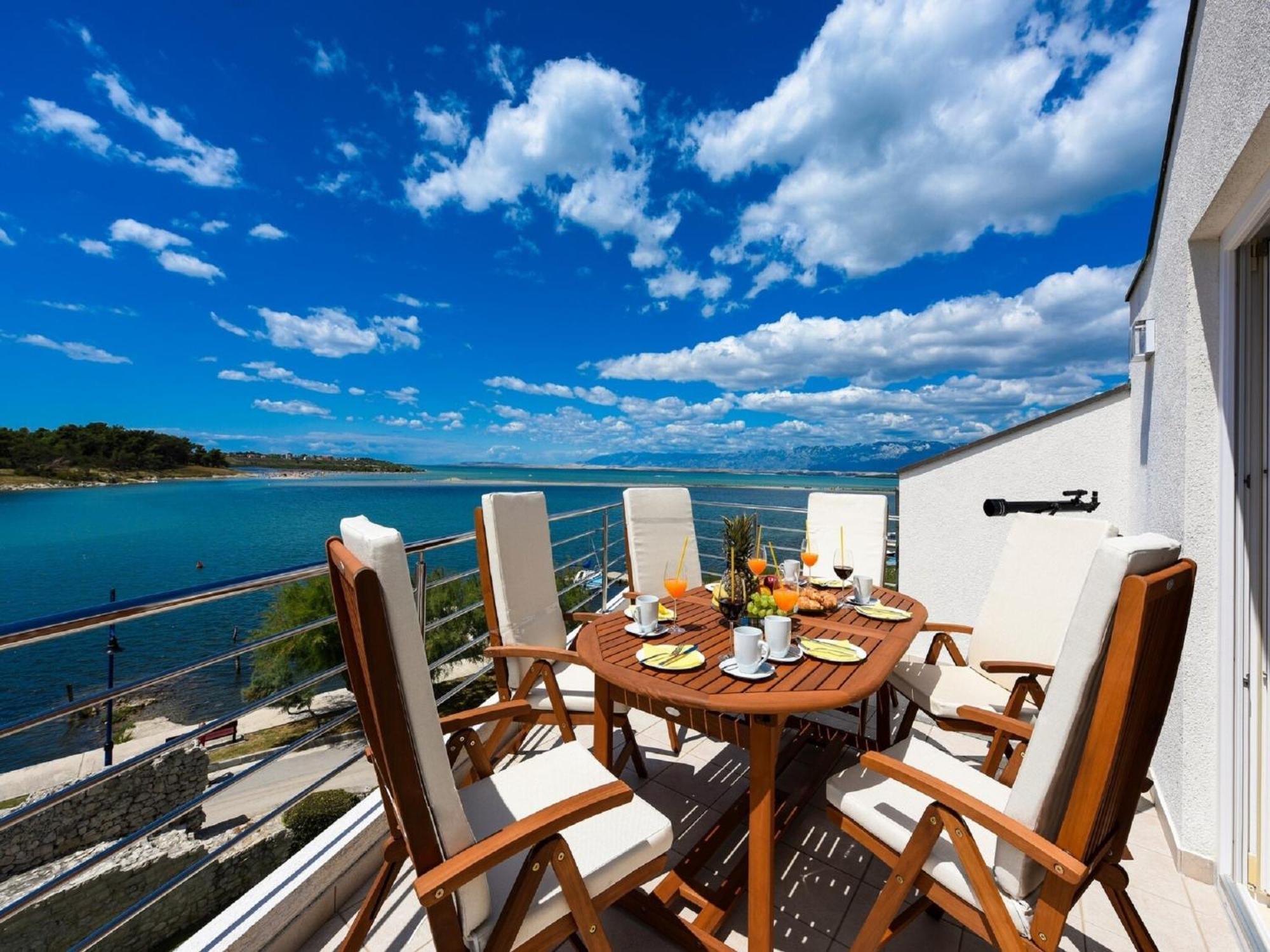 Modern Villa In Nin With Terrace Екстериор снимка