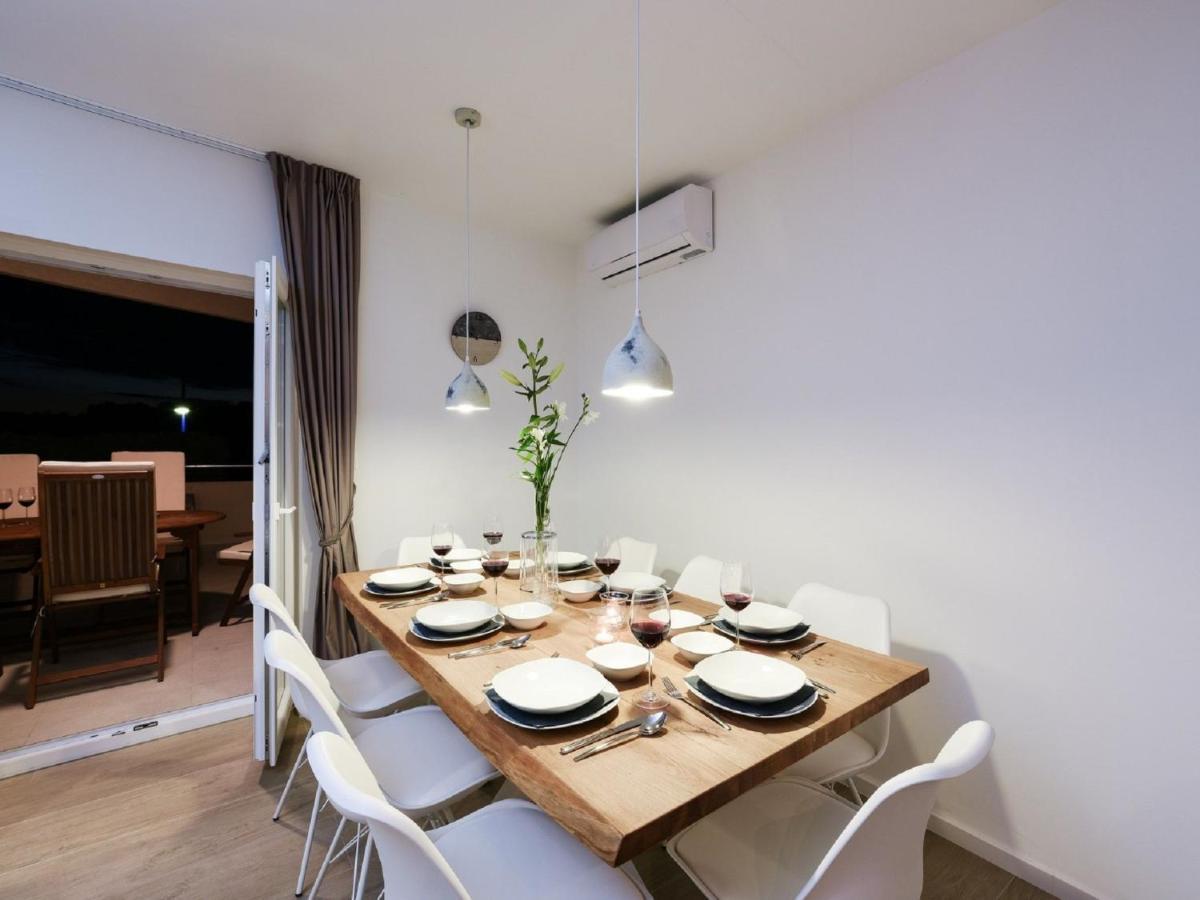 Modern Villa In Nin With Terrace Екстериор снимка